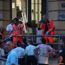 I soccorsi durante la rivolta in carcere al Coroneo dell’anno scorso: era la sera del 12 luglio (Foto Lasorte)