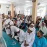 Musulmani in preghiera a Monfalcone (Tibaldi)