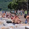 Maggio a Barcola fra costumi e piumino (Silvano)