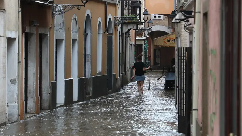 Il centro di Muggia allagato (Lasorte)