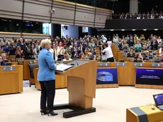 La presidente slovena Pirc Musar parla di Gaza al Parlamento europeo e gli applausi di alcuni deputati