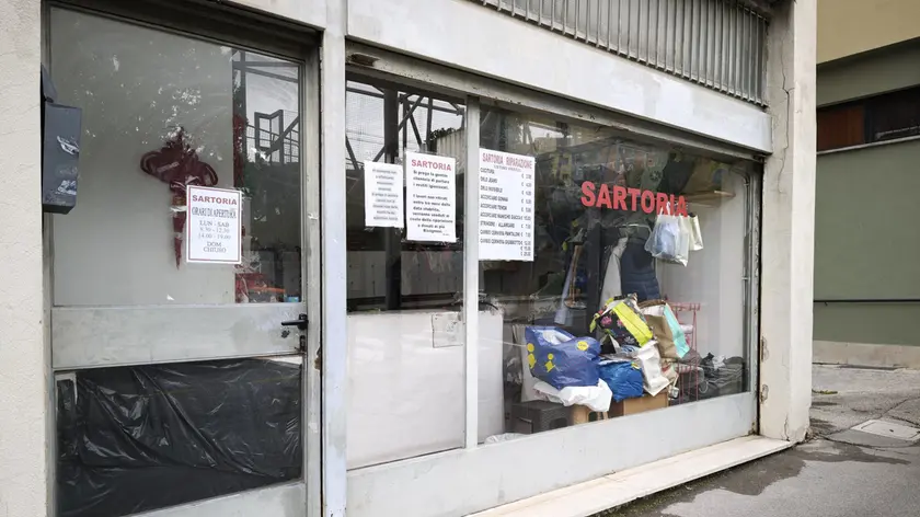 Sartoria presa di mira dai ladri, in via D'Alviano