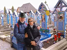 I coniugi Liliana Resinovich e Sebastiano Visintin ritratti durante una delle loro tante vacanze