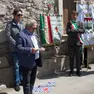La cerimonia in occasione della posa delle cinque nuove pietre d’inciampo. Foto Bonaventura