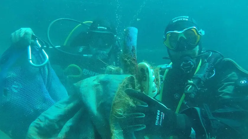 Sub alle prese con le reti fantasma. Foto Andrea Lasorte