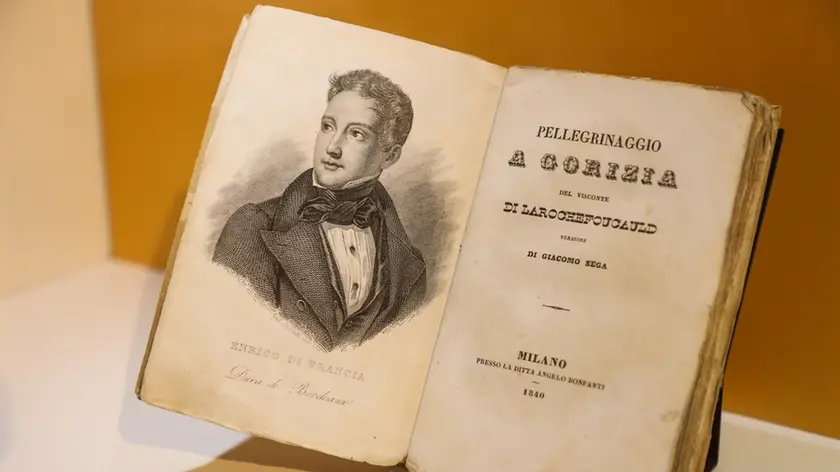 Uno dei libri esposti alla mostra (Tibaldi)