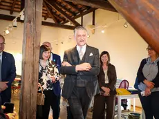 Il ministro Alessandro Giuli durante la visita a palazzo Attems (Tibaldi)
