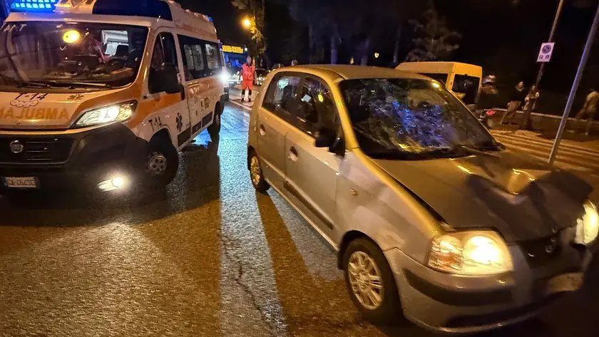 La macchina coinvolta nell'incidente in via Giulia