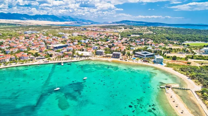Una veduta dell’isola di Pago