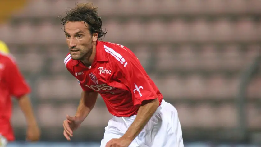 Giorgio Gorgone in azione con la maglia rossoalabardata