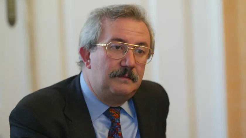 Giuseppe Parlato professore all'Università di Roma.