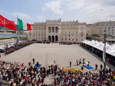 La festa dei carabinieri in piazza Unità (Silvano)