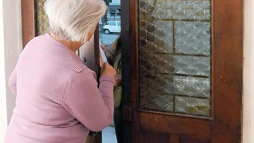 Nel mirino dei truffatori è finita una donna di 85 anni