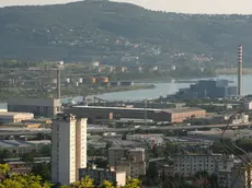 L’area industriale alle porte di Trieste (foto Lasorte)