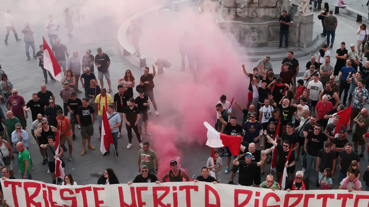 La manifestazione di giovedì a Trieste. Foto e video Lasorte