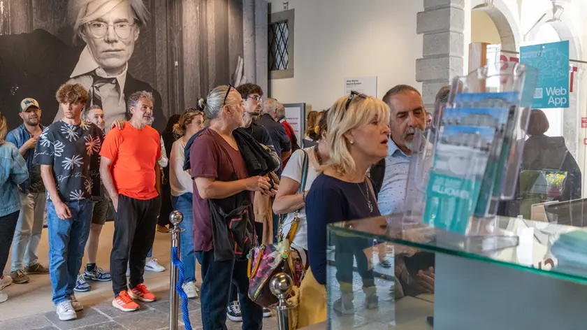 I visitatori della mostra a Gorizia (Tibaldi)