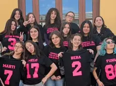 Una quinta del professionale Cossar Da Vinci con le maglie personalizzate