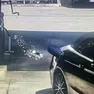 Un frame dell’incidente alla stazione di servizio Esso di piazza Foraggi a Trieste