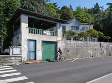 La villa a pochi passi dal Castello di Miramare appena acquistata da un architetto veneziano. Foto Massimo Silvano