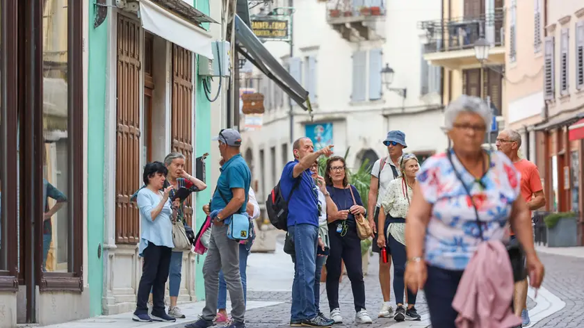Turisti in centro a Gorizia (Tibaldi)