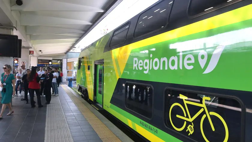 Uno dei nuovi treni regionali (Bruni)