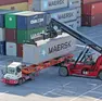 Alcuni container nel porto di Trieste (Lasorte)
