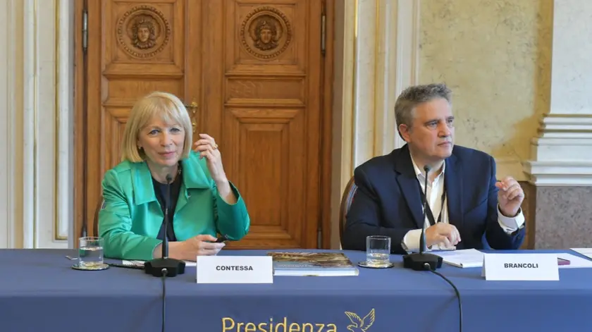La direttrice Contessa con il vicedirettore Nem con delega a Il Piccolo Fabrizio Brancoli. Foto Bruni