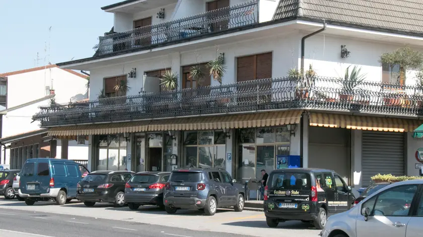 La Nova Gisella di via Valentinis, teatro del parapiglia (Bonaventura)