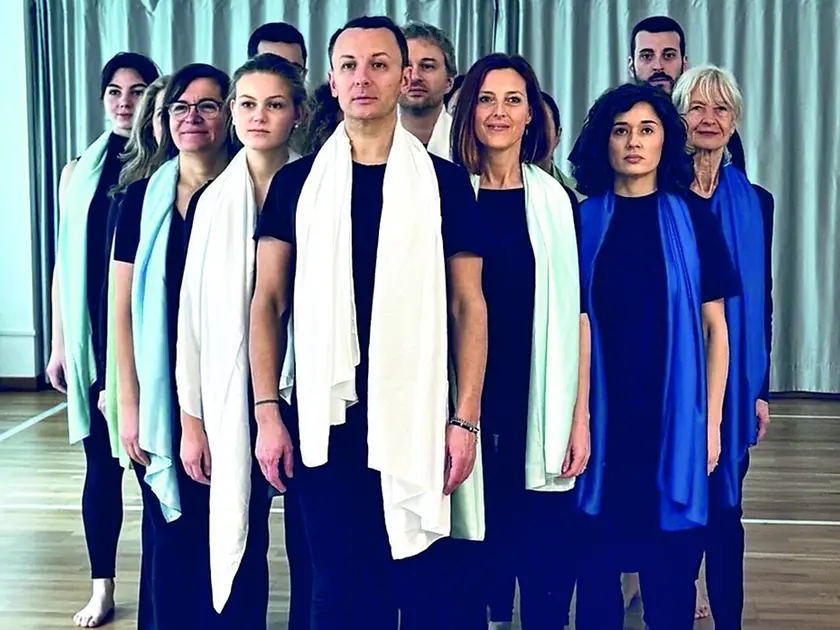 Onda - azione danzata, coreografia di Marta Zacchigna, del centro di ricerca Dancing House