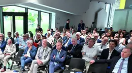 I partecipanti al convegno di Confindustria Udine sulla siderurgia del 2050