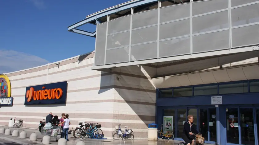Il Centro commerciale "Belforte", ex "Emisfero"