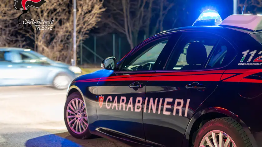 Una volante dei Carabinieri