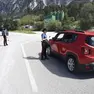 Controlli sulle strade per garantire una viabilità tranquilla nei percorsi alternativi all'Alemagna