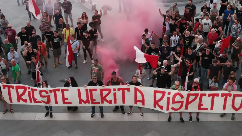 La manifestazione dei tifosi della Triestina dello scorso giugno