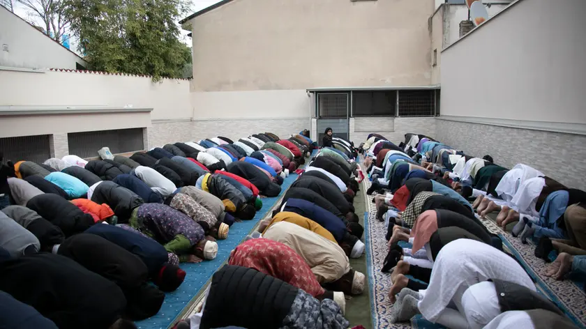 Una preghiera della comunità islamica di Monfalcone