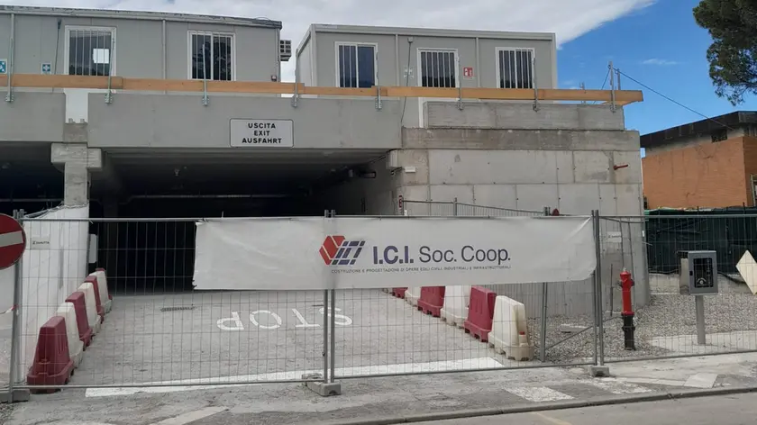 Il parcheggio delle Terme: al primo piano subito 126 posti a pagamenti