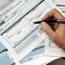Contribuente alle prese con un modello 730