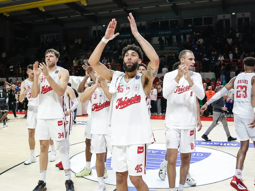 Trieste cerca un pivot e un’ala per sostituire Valentine e Johnson