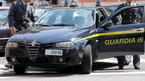 Una volante della Guardia di Finanza