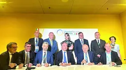 La firma a Roma per l'acciaieria green di Piombino tra Metinvest e Danieli