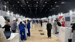 Gli stand delle imprese alla Conferenza per la ripresa dell’Ucraina