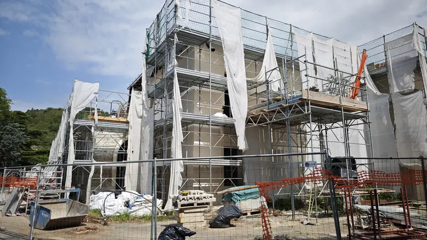 L’edificio F2 nel parco di San Giovanni (Foto Lasorte)