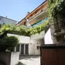 L’abitazione di via Verga 16/1 dove si è consumato il tentato omicidio (Lasorte)