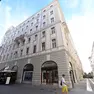 Palazzo Dreher ripreso da via Cassa di Risparmio foto Bruni