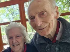 Il professor Giorgio Bazo con la moglie Paola Pagnini