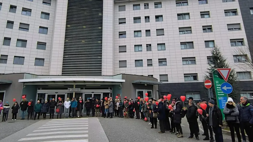 Il flash mob di febbraio all'ospedale di Gorizia