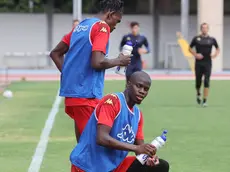 Omar Correia continua ad allenarsi allo stadio Grezar (Foto Lasorte)