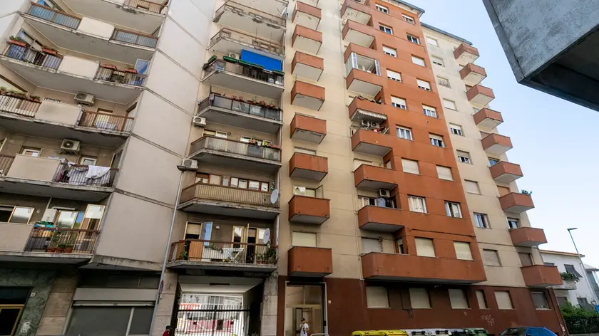 Il condominio di viale Verdi dove si è verificata l'esplosione (Bonaventura)