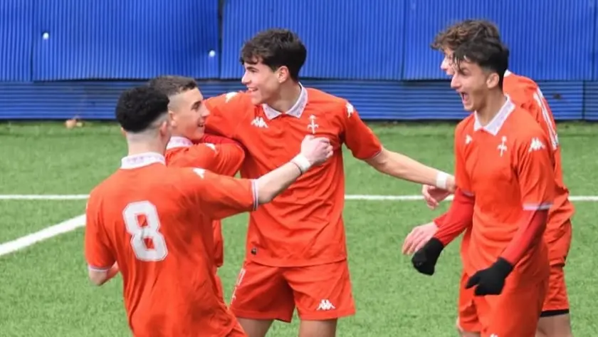 Un momento di gioia nell’ultima stagione degli U 17 della Triestina: la squadra è stata azzerata