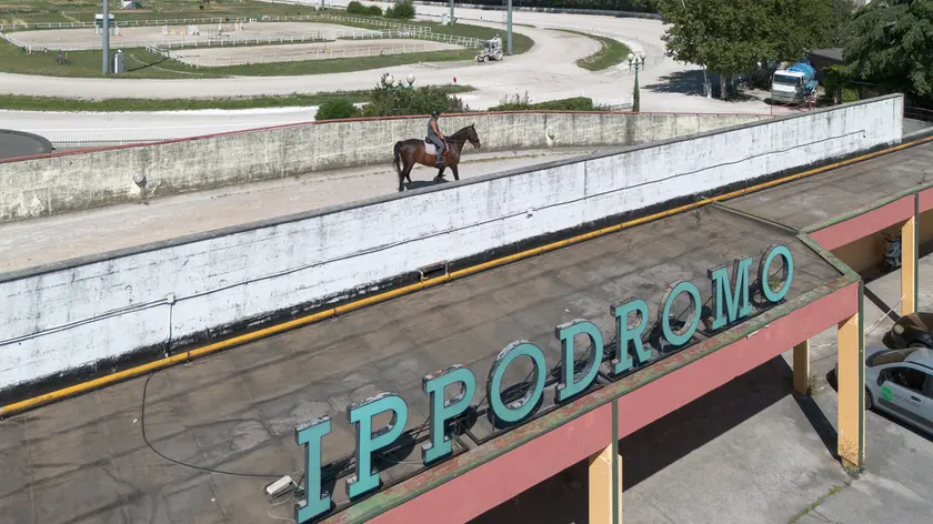 Una veduta sull’Ippodromo di Trieste (Silvano)